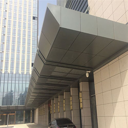 長帆建材 專業(yè)檐口鋁單板廠家，助力鶴壁建筑行業(yè)發(fā)展
